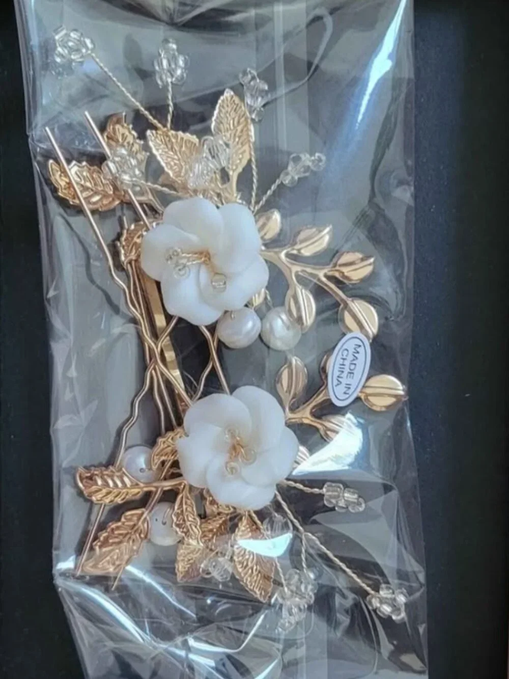 White Floral Gold Bridal Hair Pin Set